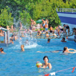 Schwimmbecken Spaßbad faMos Freibad Mosbach Freizeit